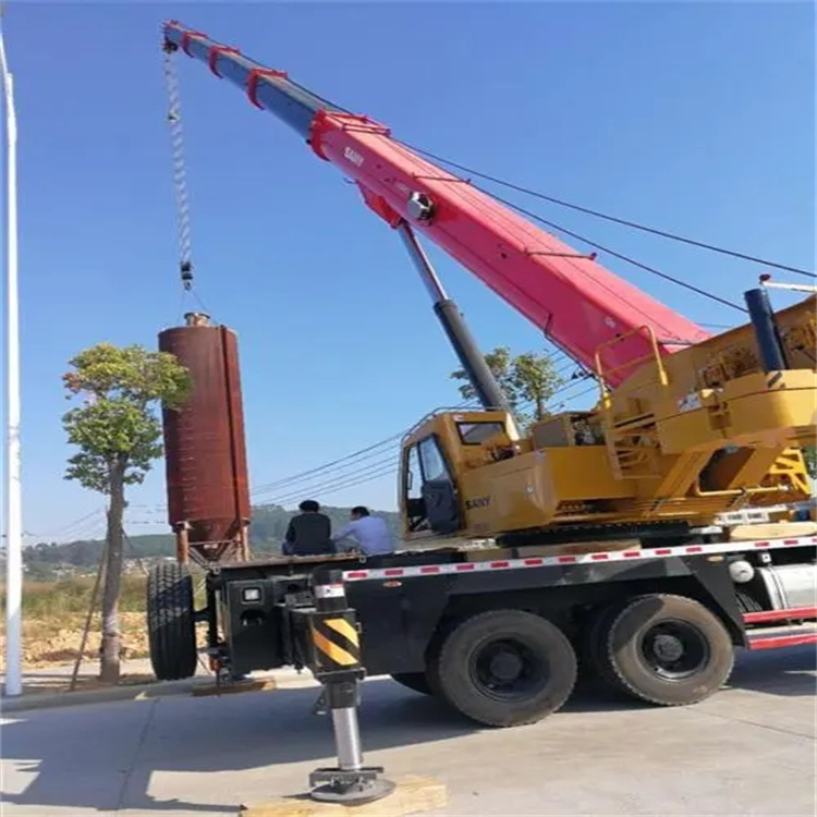 河北专业吊车租赁多少钱