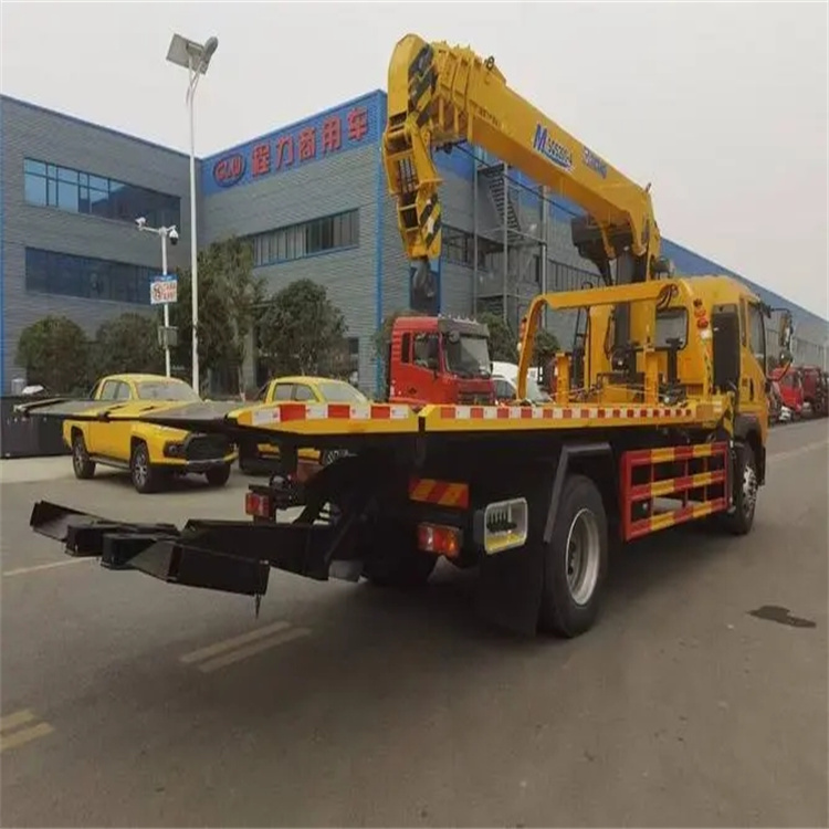 河北附近小随车吊出租电话，轻松解决搬运烦恼