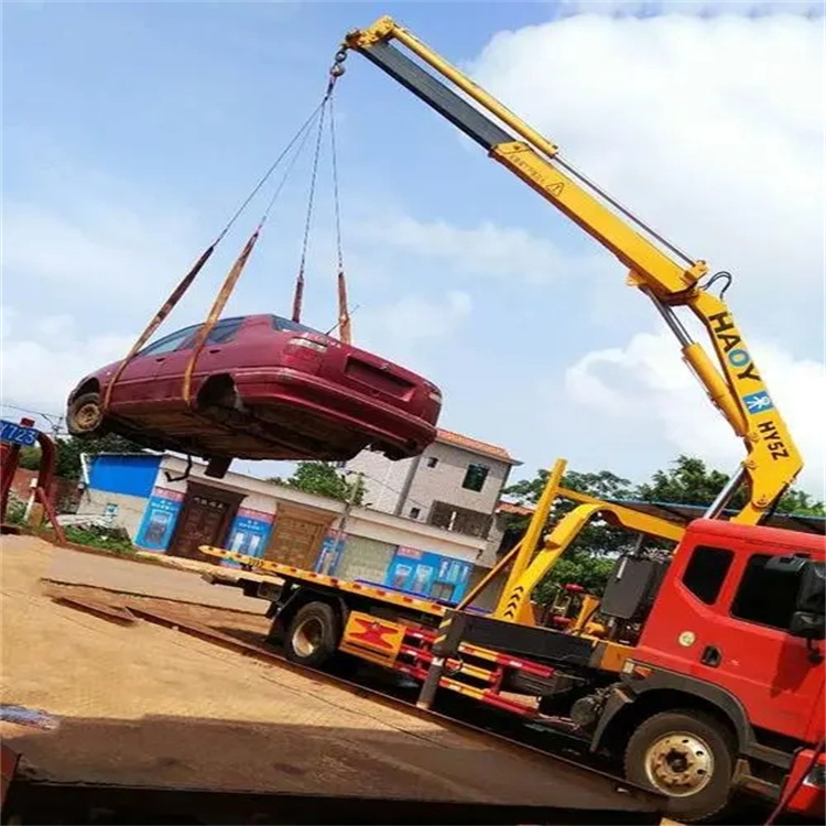 河北吊车吊汽车的正确方法